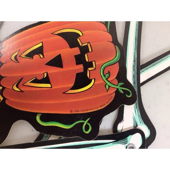 Vintage 1970  Beistle Jointed Skeleton & Halloween Banner - Picture 7 of 9
